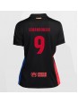 Billige Barcelona Robert Lewandowski #9 Bortedrakt Dame 2024-25 Kortermet